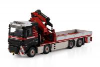 410323 Масштабная модель Манипулятор VOLVO FH 5 SLEEPER CAB RIGED FLATBED TRUCK 8X2 в масштабе 1 50