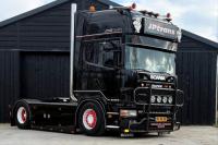 01-5466 Масштабная модель Седельный тягач SCANIA 4 SERIES TOPLINE 4X2 в масштабе 1 50