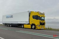 01-5562 Масштабная модель Рефрижераторный прицеп SCANIA R HIGHLINE CR20H 4X2 в масштабе 1 50
