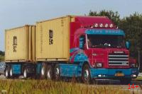 01-5409 Масштабная модель Контейнеровоз SCANIA 3 SERIES 8Х2 в масштабе 1 50 
