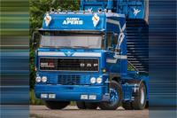 01-5406 Масштабная модель Седельный тягач DAF 3600 SPACE CAB 4X2 в масштабе 1 50