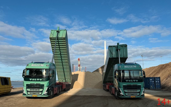 89498 Масштабная модель Самосвальный прицеп Billum Volvo FH05 Globetrotter в масштабе 1 50