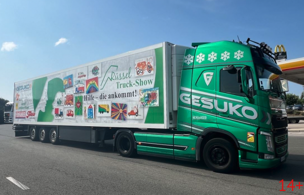 88419 Масштабная модель Рефрижераторный прицеп Gesuko Russel Truckshow Volvo FH04 в масштабе 1 50