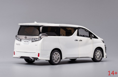 VAKF-0304 Масштабная модель Toyota Vellfire в масштабе 1:18 (правый руль)