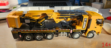 75144.1 Масштабная модель шарнирно-сочленённого автокрана XCMG SQZ4500 желтый масштабе 1:35