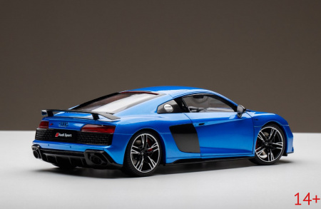 VAKF-0355 Масштабная модель Audi R8 Coupe в масштабе 1:18