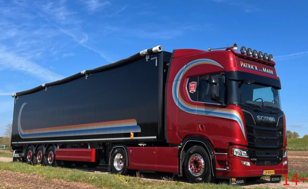 89222 Масштабная модель Тентованный прицеп Patrick van der Mark Scania NGR в масштабе 1 50