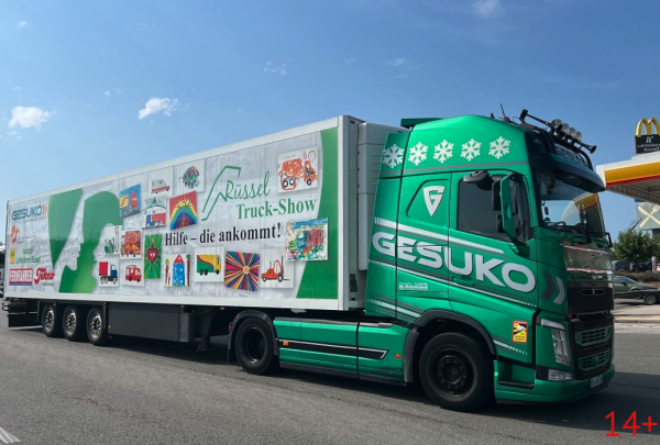 88419 Масштабная модель Рефрижераторный прицеп Gesuko Russel Truckshow Volvo FH04 в масштабе 1 50