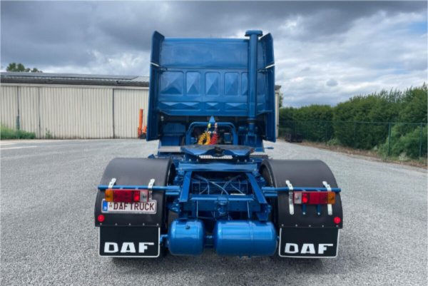 01-5406 Масштабная модель Седельный тягач DAF 3600 SPACE CAB 4X2 в масштабе 1 50