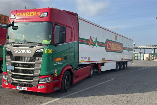 01-5561 Масштабная модель Рефрижераторный прицеп SCANIA S HIGHLINE CS20H 4X2 в масштабе 1 50 