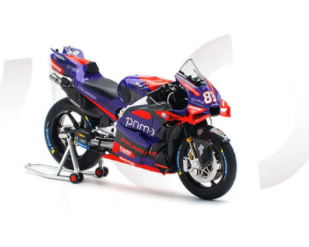 VAKW01501 Масштабная модель Мотоцикл Pramac Ducati GP24 - Jorge Martin в масштабе 1 12