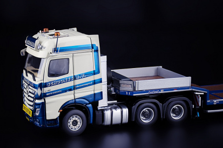32-0073 Масштабная модель MERCEDES-BENZ TRUCKS Schoones 1:50