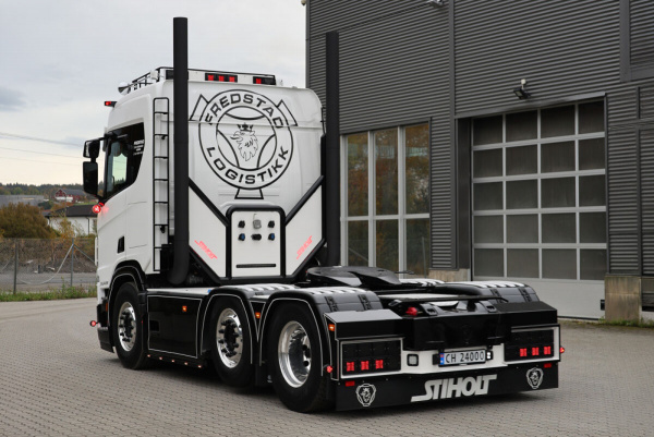 01-5384 Масштабная модель Фургонный прицеп SCANIA R NORMAL CR20N 6X2 в масштабе 1 50