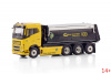 01-4603 Масштабная модель Самосвал VOLVO FH5 SLEEPER CAB ELECTRIC 8X4  в масштабе 1 50