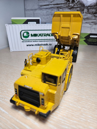 85717 Масштабная модель подземный карьерный самосвал Cat AD45  в масштабе 1:50