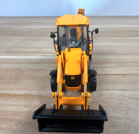13135 Масштабная модель экскаватора погрузчика JCB 3CX в масштабе 1/50