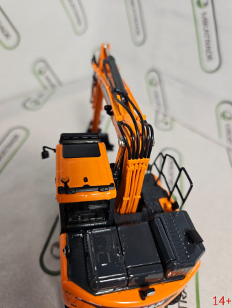 99-10106 Масштабная модель колесный экскаватор Doosan DX165WR-7 в масштабе 1:50