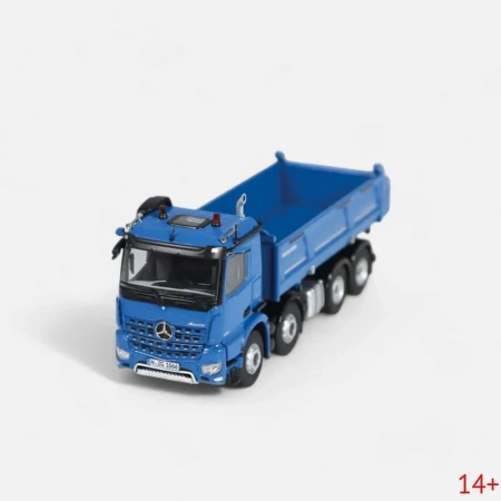 106600050-3 Масштабная модель Самосвал Mercedes-Benz Arocs 8x4 (синий) в масштабе 1 50