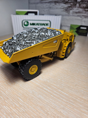 85717 Масштабная модель подземный карьерный самосвал Cat AD45  в масштабе 1:50