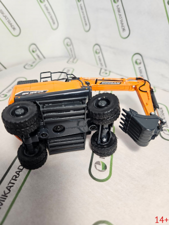 99-10106 Масштабная модель колесный экскаватор Doosan DX165WR-7 в масштабе 1:50