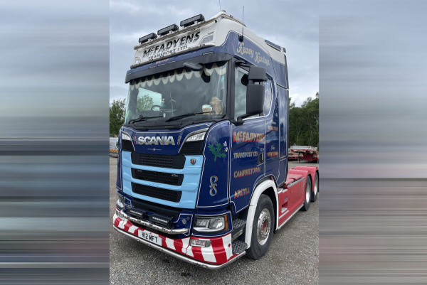 01-5182 Масштабная модель Низкорамный трал SCANIA S HIGHLINE CS20H 6X4 в масштабе 1 50 