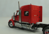 71045 Масштабная модель Контейнеровоз International Lonestar Sleeper Cab  with Trailer + 40' Container в масштабе 1 50