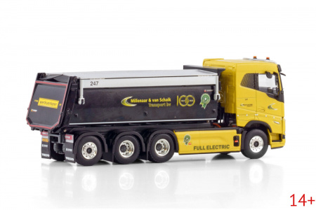 01-4603 Масштабная модель Самосвал VOLVO FH5 SLEEPER CAB ELECTRIC 8X4  в масштабе 1 50