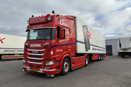 01-5343 Масштабная модель Рефрижераторный прицеп SCANIA R HIGHLINE CR20H 4X2 в масштабе 1 50