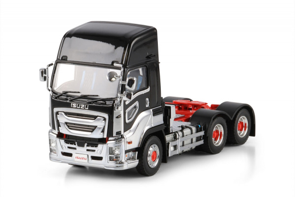 01-5194 Масштабная модель Седельный тягач Isuzu 4X2 в масштабе 1 50