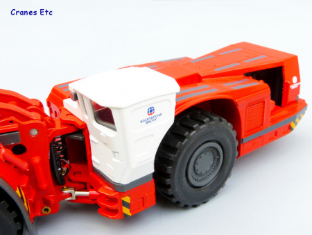 2441/02 Масштабная модель SANDVIK LH621 туннельный погрузчик в масштабе 1:50