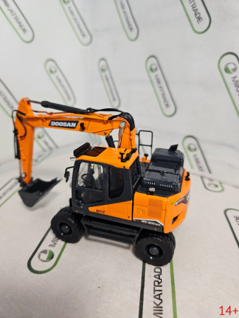 99-10106 Масштабная модель колесный экскаватор Doosan DX165WR-7 в масштабе 1:50