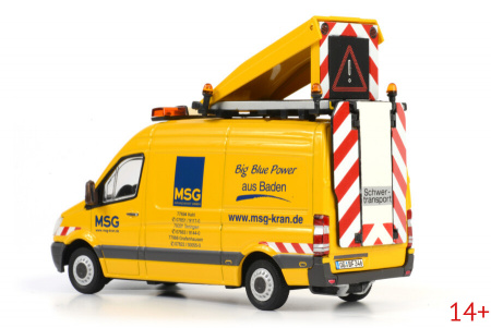 01-1217 Масштабная модель Фургон MSG; MERCEDES SPRINTER BF3 1:50