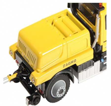 9104 Масштабная модель Локомобиль маневровый Mercedes-Benz Unimog U400 ZW "Zagro" в масштабе 1:50