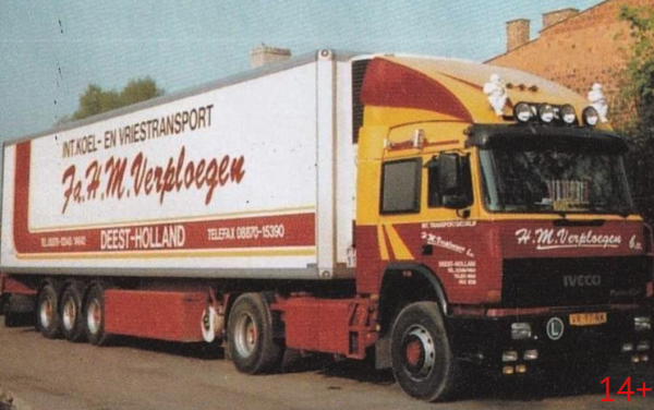 86836 Масштабная модель Рефрижераторный прицеп Verploegen H.M. Iveco TurboStar  в масштабе 1 50