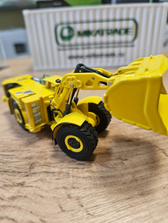 35009 Масштабная модель подземного погрузчика Komatsu WX 22 H  в масштабе 1:87