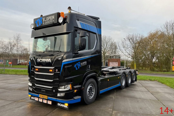 01-5428 Масштабная модель Самосвальный прицеп SCANIA R HIGHLINE CR20H 8X2 в масштабе 1 50