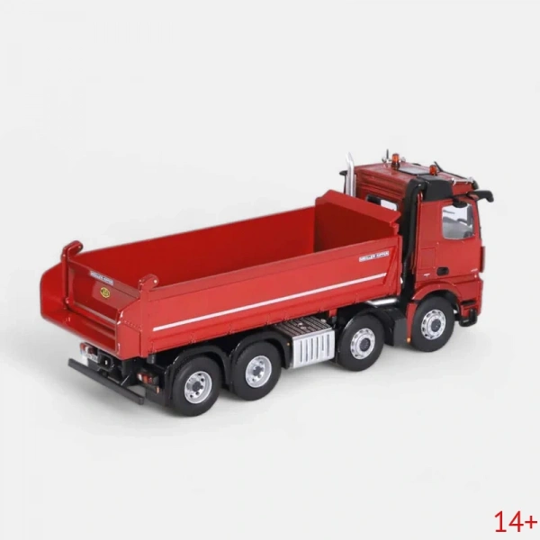 106600050-2 Масштабная модель Самосвал Mercedes-Benz Arocs 8x4 (красный) в масштабе 1 50