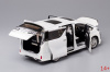 VAKF-0303 Масштабная модель Toyota Vellfire в масштабе 1:18 (левый руль)