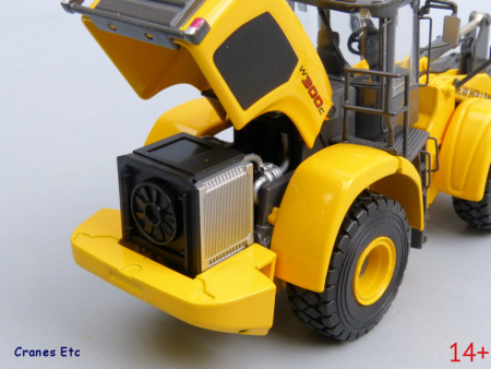 13782 Масштабная модель New Holland фронтальный погрузчик W300C  в масштабе 1:50