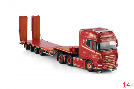 01-4684 Масштабная модель DAF XG+ 6X2 TAG AXLE НИЗКОРАМНЫЙ ТРАЛ С РАМПАМИ - 4 ОСИ в масштабе 1 50
