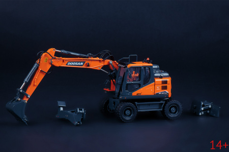 99-10106 Масштабная модель колесный экскаватор Doosan DX165WR-7 в масштабе 1:50
