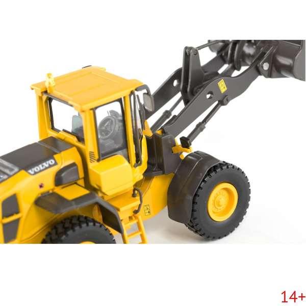 300021 Масштабная модель погрузчика Volvo L60G в масштабе 1: 50