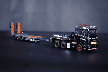 99-10109 Масштабная модель SCANIA TRUCKS Doosan 1:50